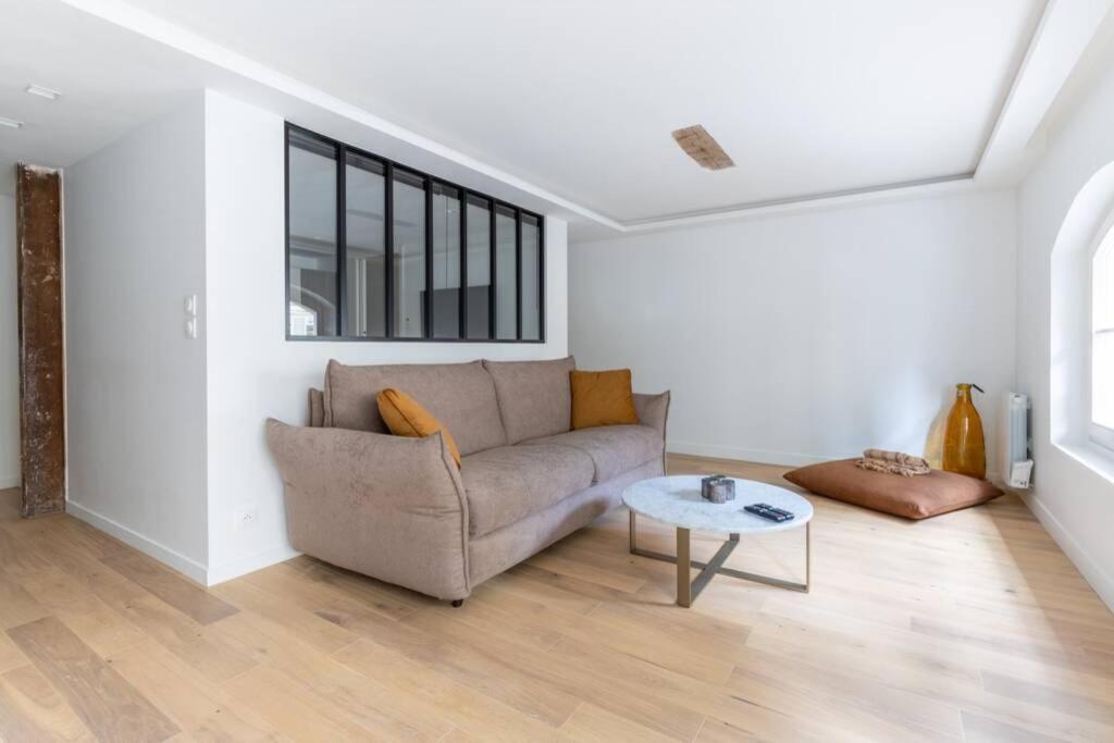 Hsh Invalides-palais Bourbon Luxueux 4p * Parigi