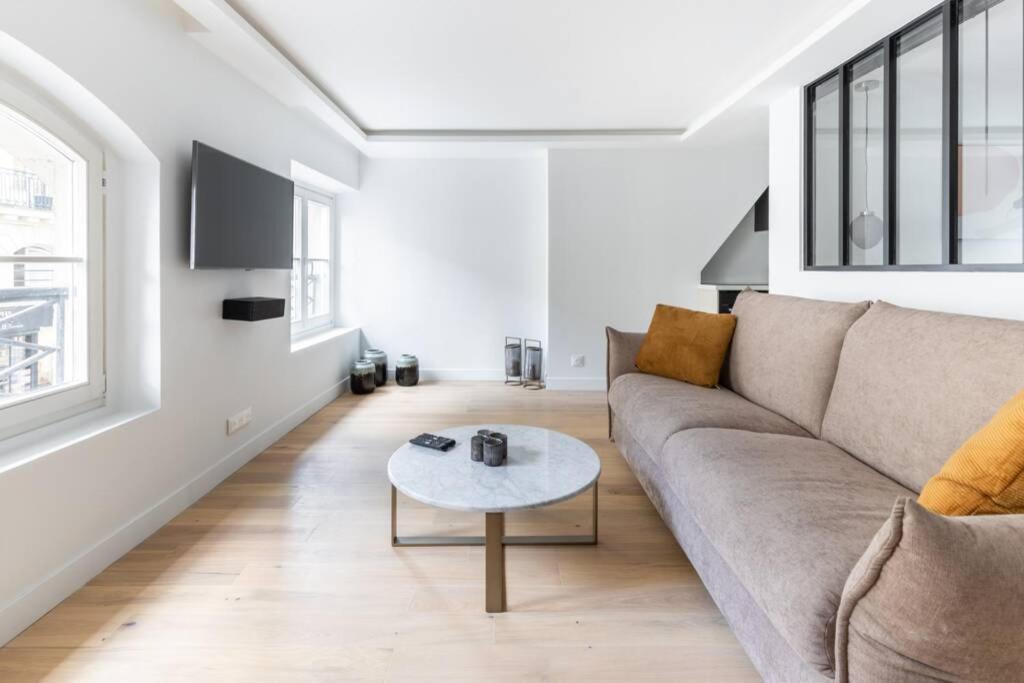 Hsh Invalides-palais Bourbon Luxueux 4p Appartamento *